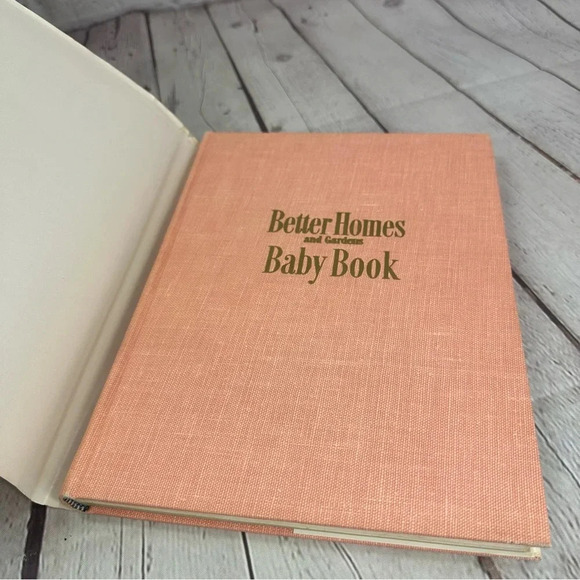 vintage better homes & gardens baby book 1951 - Picture 5 of 9